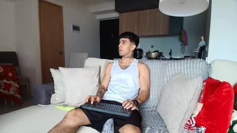 Snapshot of liorvante chatting on 01.08.26 Lior Vante online show from 01.08.26