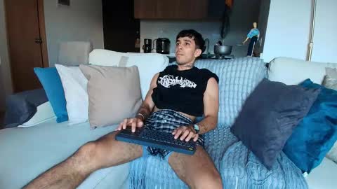 Snapshot of liorvante chatting on 01.16.26 Lior Vante online show from 01.16.26