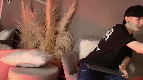 Snapshot of lioyqueen chatting on 01.18.26 L I O Q U E E N online show from 01.18.26