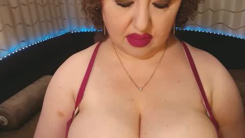 LIpsAddiction online show from 11.30.25