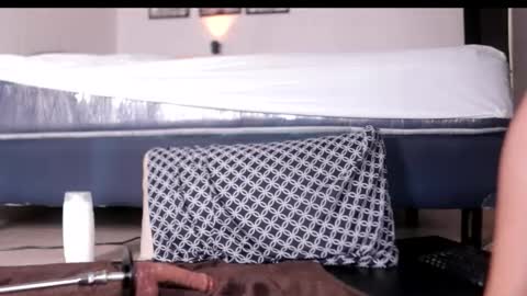 Snapshot of liria_velvet chatting on 10.20.25 Liria OF  online show from 10.20.25