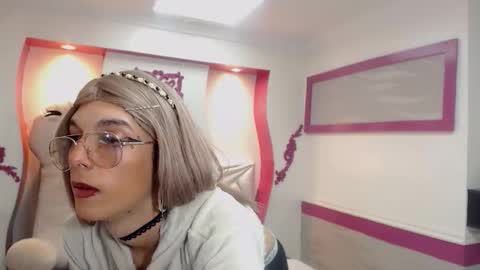 Snapshot of lis_pearson chatting on 01.18.26 Lis online show from 01.18.26