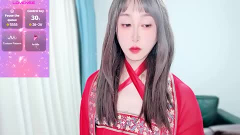 Snapshot of lisa9906 chatting on 10.19.25 lisaxxy online show from 10.19.25