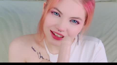 Snapshot of lisa_adam chatting on 01.24.25 lissi online show from 01.24.25