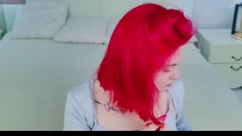 Snapshot of lisa_adam chatting on 01.28.25 lissi online show from 01.28.25