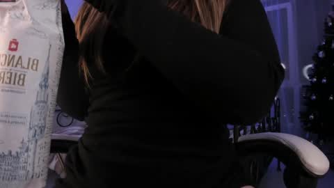 Lisa online show from 01.27.25