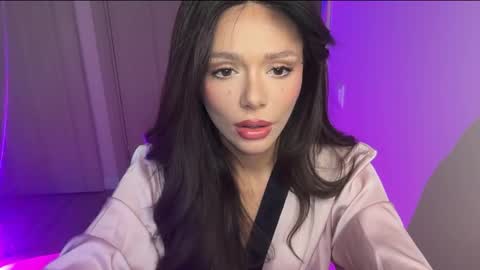 lisa_graham online show from 12.21.25