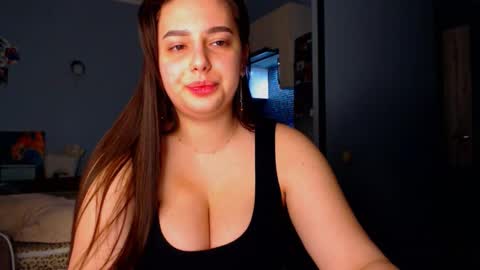 Snapshot of lisa_lady_golden chatting on 02.11.26 lisa_lady_golden online show from 02.11.26