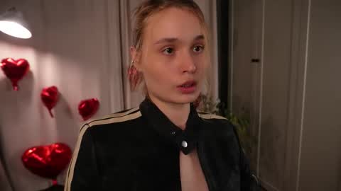 Elisabeth or Lisa online show from 02.14.26