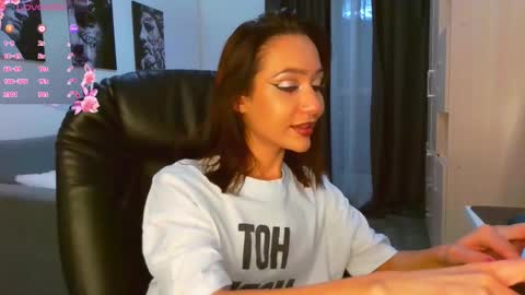 Lisa online show from 12.02.25