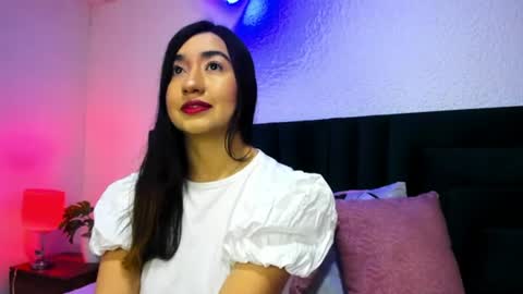 lisa white  online show from 07.26.26