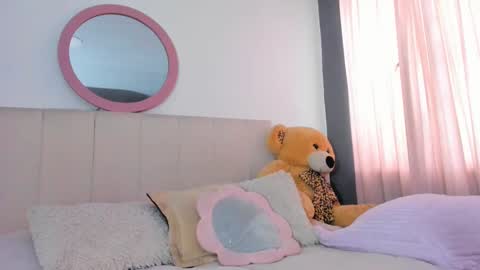 Lisa online show from 02.25.25