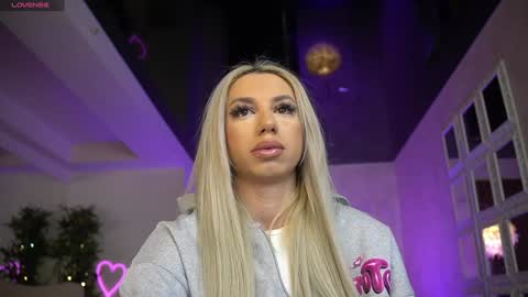 Snapshot of lisaakira chatting on 01.13.26 onlyfans-lisaakira instagram-lisaakira9 twitter-lisaakira4 online show from 01.13.26