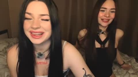 Snapshot of lisaanddenis chatting on 01.14.26 Lisa and Den online show from 01.14.26