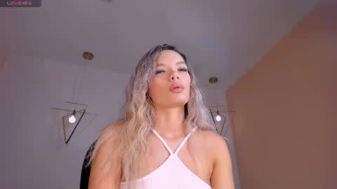 Lisa  Flowers online show from 07.28.26