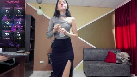 Snapshot of lisagray_1 chatting on 01.10.25 Lisa Gray Independent Model online show from 01.10.25