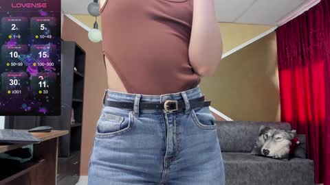 Snapshot of lisagray_1 chatting on 01.17.25 Lisa Gray Independent Model online show from 01.17.25