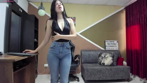 Lisa Gray Independent Model online show from 05.29.26