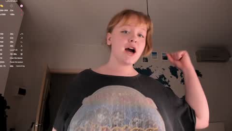 -Lisa- Help me to reach 100 thumbs up3 online show from 12.03.24