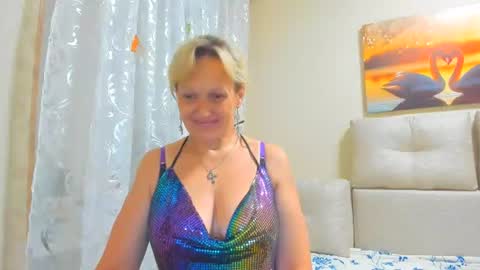 Snapshot of lisasimsx chatting on 07.20.26 Lisasimsxs online show from 07.20.26
