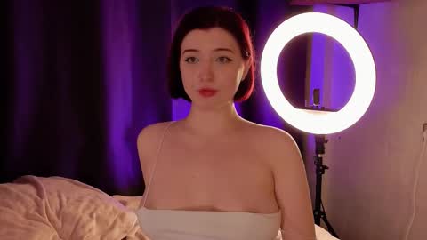 Snapshot of lisavamp chatting on 10.29.25 LisaVamp online show from 10.29.25