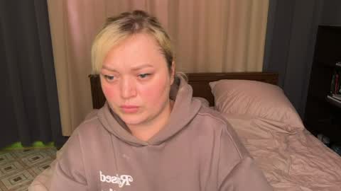 Lisa online show from 03.24.26