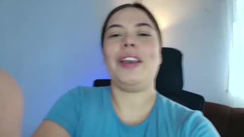 Lisbet online show from 03.06.25