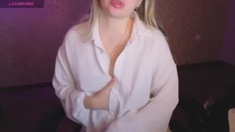 Anna online show from 04.29.26