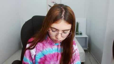 Liseth Fox online show from 02.17.25