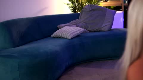 LisetteLuxe online show from 07.07.26