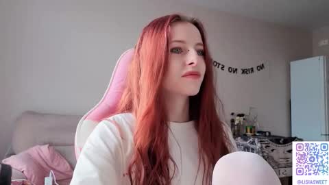 Snapshot of lisiasweet chatting on 10.10.25 Lika online show from 10.10.25