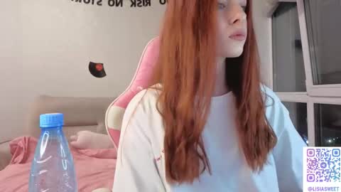 Snapshot of lisiasweet chatting on 10.24.25 Lika online show from 10.24.25