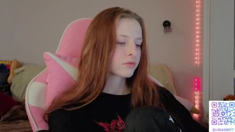 Snapshot of lisiasweet chatting on 04.18.26 Lika online show from 04.18.26