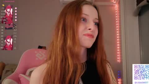 Snapshot of lisiasweet chatting on 05.11.26 Lika online show from 05.11.26