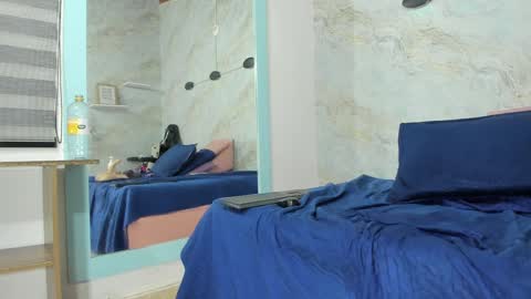 Lisa online show from 12.23.24