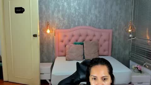 Snapshot of lissa_jhonsoon chatting on 08.08.26 L I S S A online show from 08.08.26