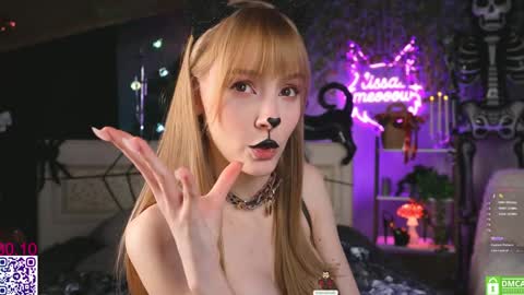 your Liza again. Next stream Dec. 1  at 2 or 3  GMT online show from 10.30.25