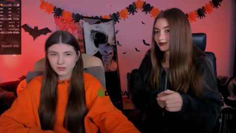 Snapshot of lissa_night chatting on 11.02.25 lissa_night online show from 11.02.25