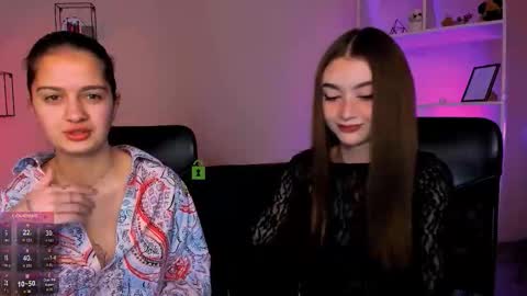 Snapshot of lissa_night chatting on 12.15.25 lissa_night online show from 12.15.25