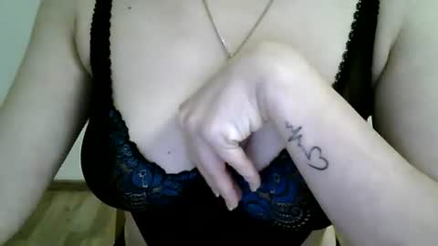 Lissa online show from 01.25.25