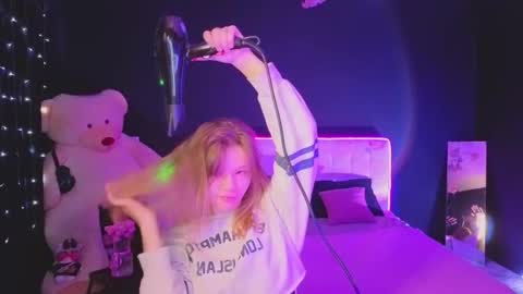 Snapshot of litabrom chatting on 11.26.25 Lena online show from 11.26.25