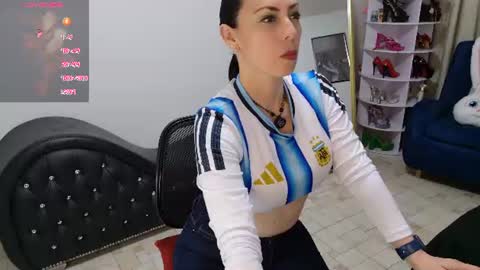 Snapshot of litas_secrets chatting on 06.16.26 LITA a sexy milf online show from 06.16.26