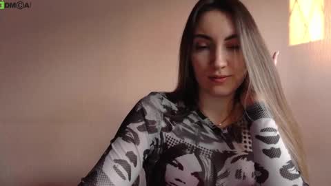 Snapshot of little___angell chatting on 02.12.25 Tina online show from 02.12.25