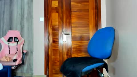 little_africa online show from 03.01.26