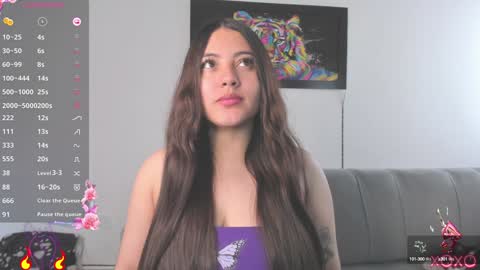 Snapshot of little_caro13 chatting on 12.29.24 Independent model carolina online show from 12.29.24