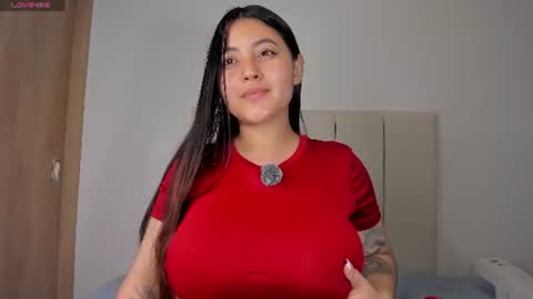 Independent model carolina online show from 07.30.26
