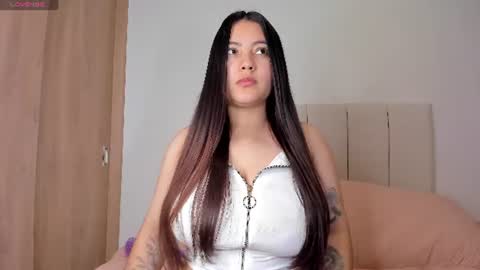 Independent model carolina online show from 08.07.26