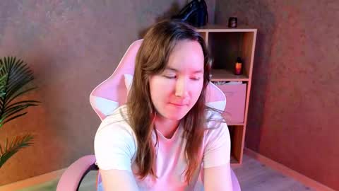 Alexandra online show from 04.28.26