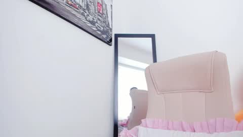 Snapshot of little_eli chatting on 03.12.25 Help me reach 100 likes online show from 03.12.25