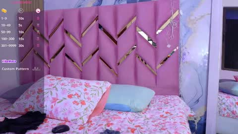 kayla  Instagram kayla 71082 online show from 09.12.25